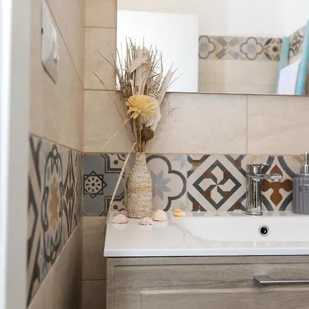 Mamirè Bed & Breakfast 4*