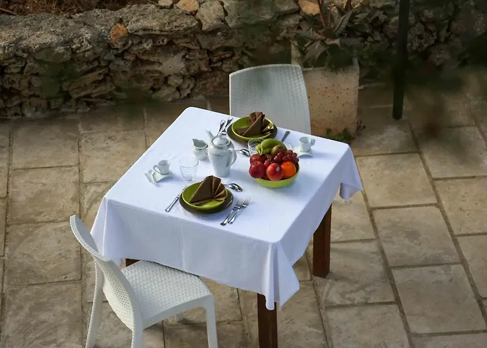 Mamire Bed & Breakfast 4*